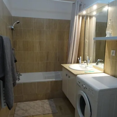 Appartamento Spacieux à Avec Piscine, Climatisation Et Wi-fi - Fr-1-335-156 *