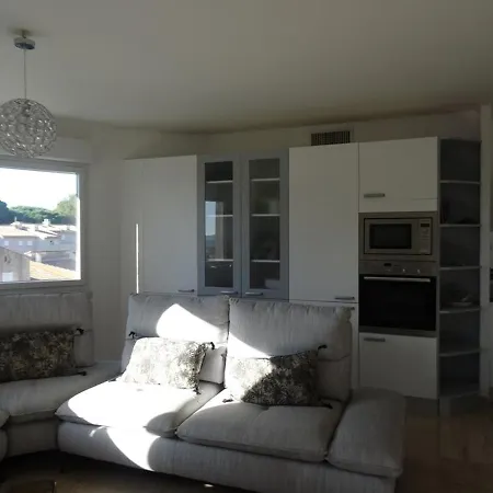 Appartamento Spacieux à Avec Piscine, Climatisation Et Wi-fi - Fr-1-335-156 *