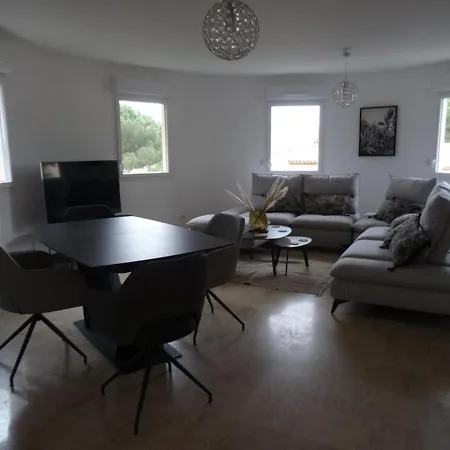 Spacieux A Avec Piscine, Climatisation Et Wi-fi - Fr-1-335-156 Hyères