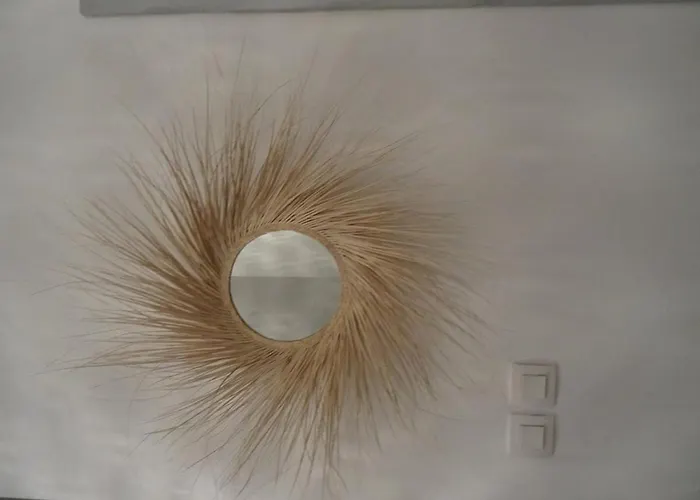 Apartment Spacieux A Avec Piscine, Climatisation Et Wi-fi - Fr-1-335-156